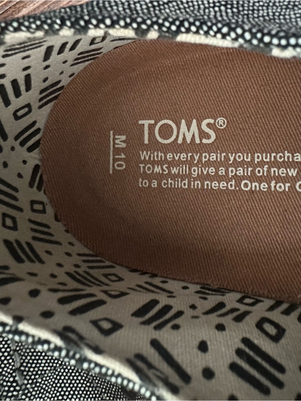 Toms Gray and Black Wingtip Oxford Lace-Up Shoes - Picture 2 of 6